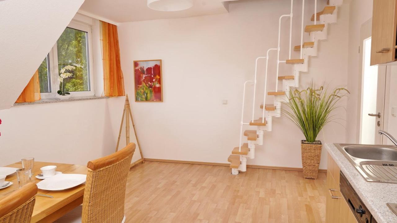 3 Schlafzimmer 8 Gaste Ruhig 110Qm Nahe Flughafen Norderstedt Exterior photo